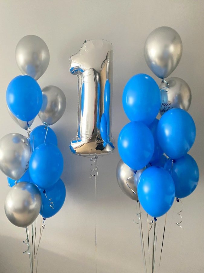 Zestaw balonów z helem w niebiesko-srebrnym kolorze