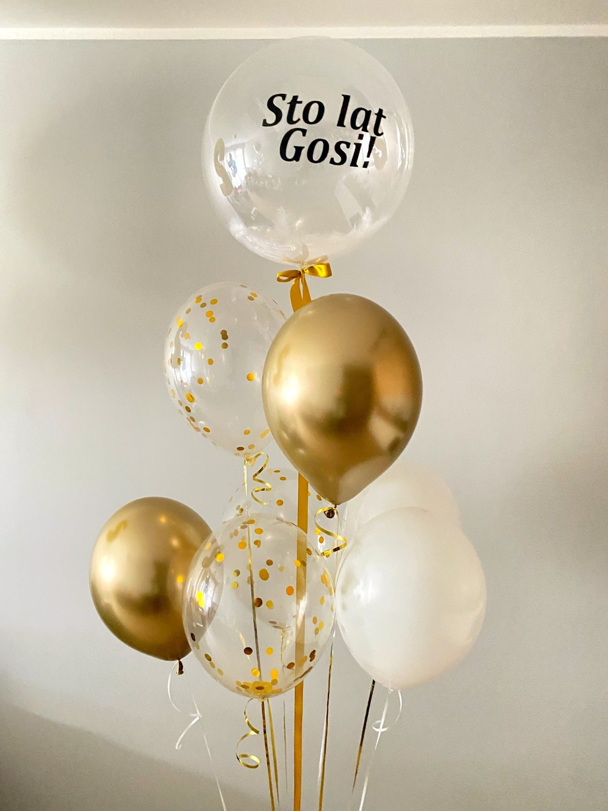 Bukiet balonowy z napisem w złoto białym kolorze