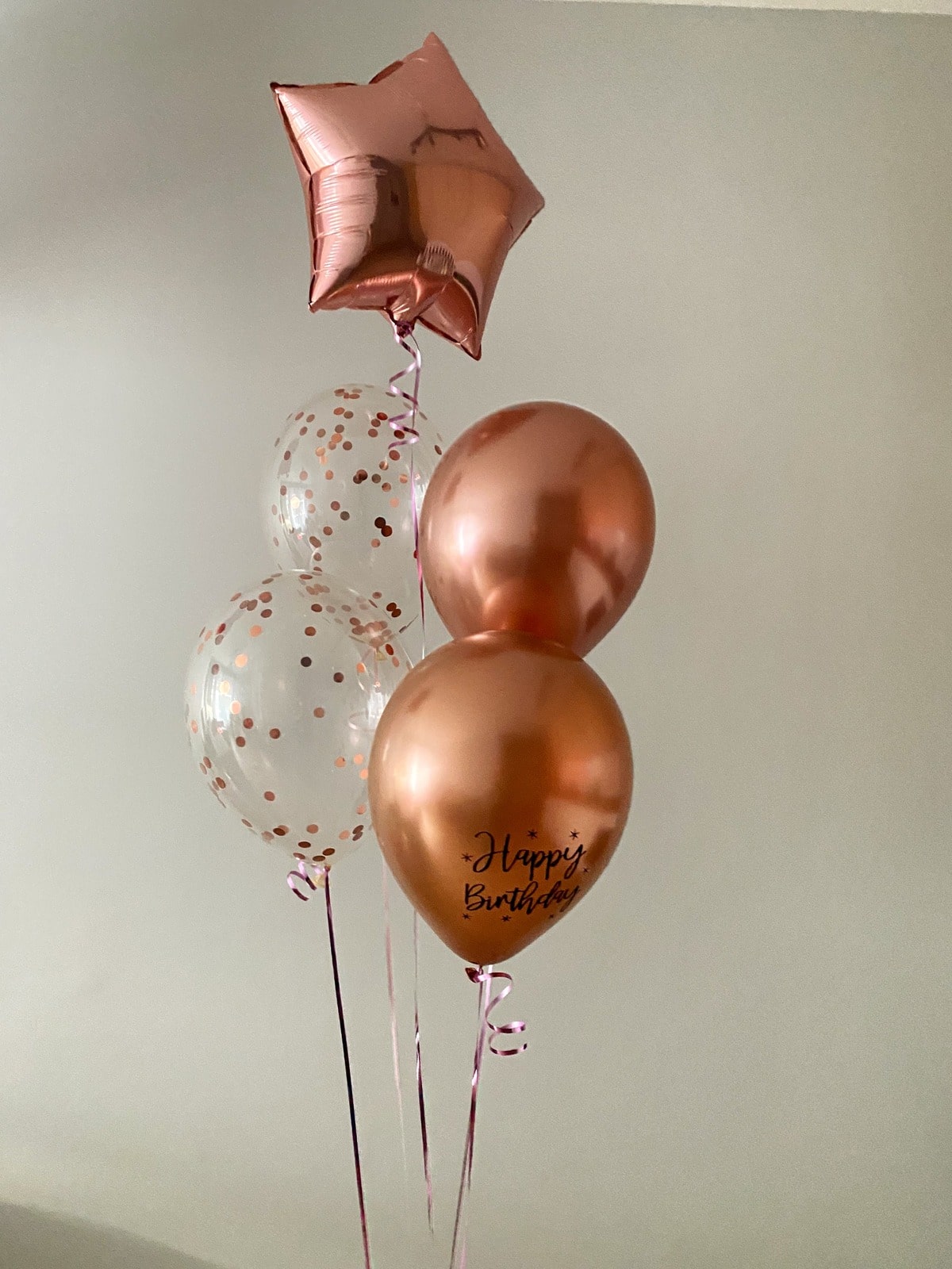 Bukiet balonowy z helem w kolorze różowe złoto