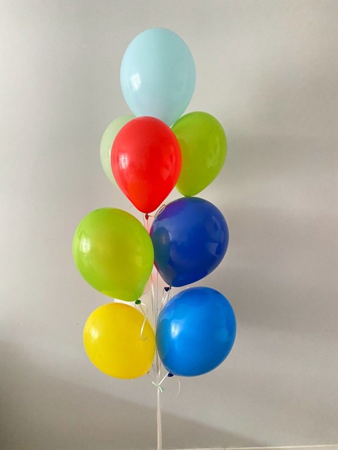 Kolorowy bukiet z 11 balonów lateksowych
