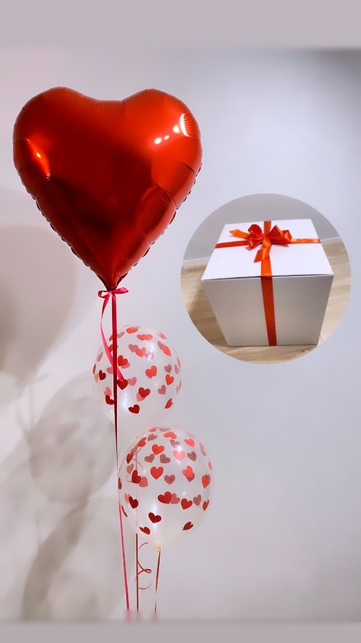 Walentynkowy zestaw balonów w pudełku 60 x 60 cm