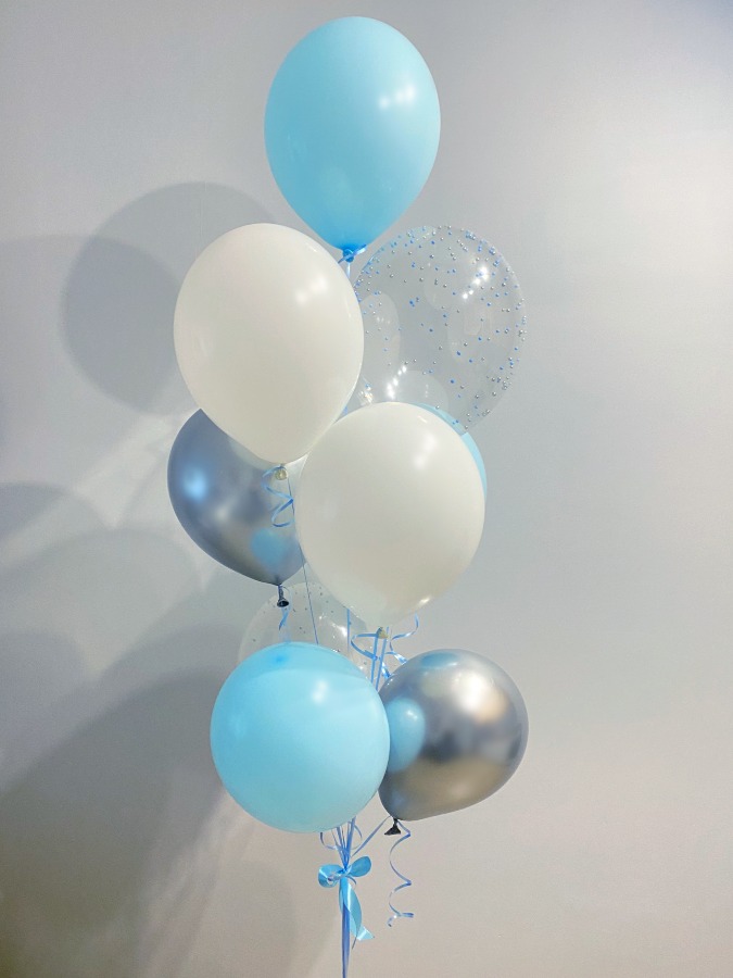 Bukiet balonowy na powitanie w niebiesko srebrnym kolorze