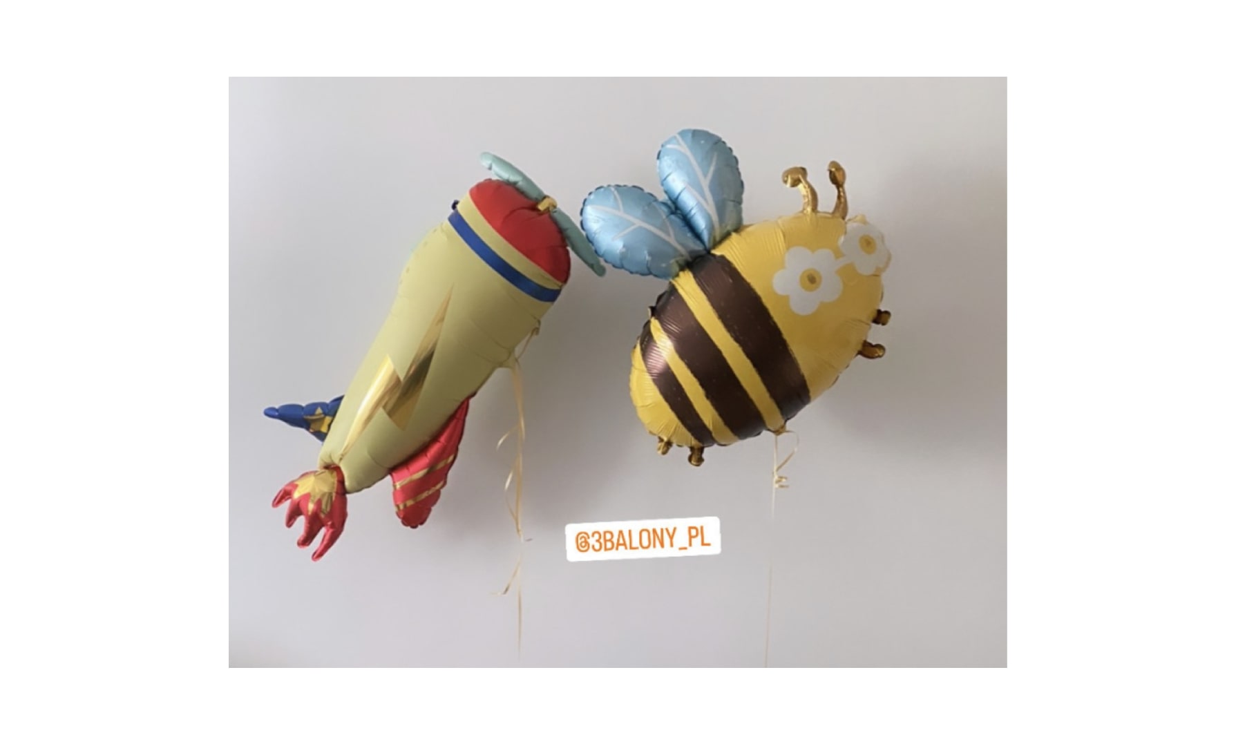 Dwa letnie balony foliowe z helem
