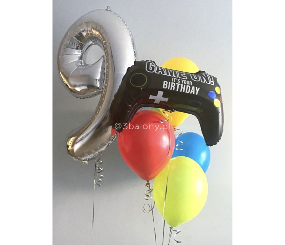 Balon konsola z napisem Game on it’s your birthday