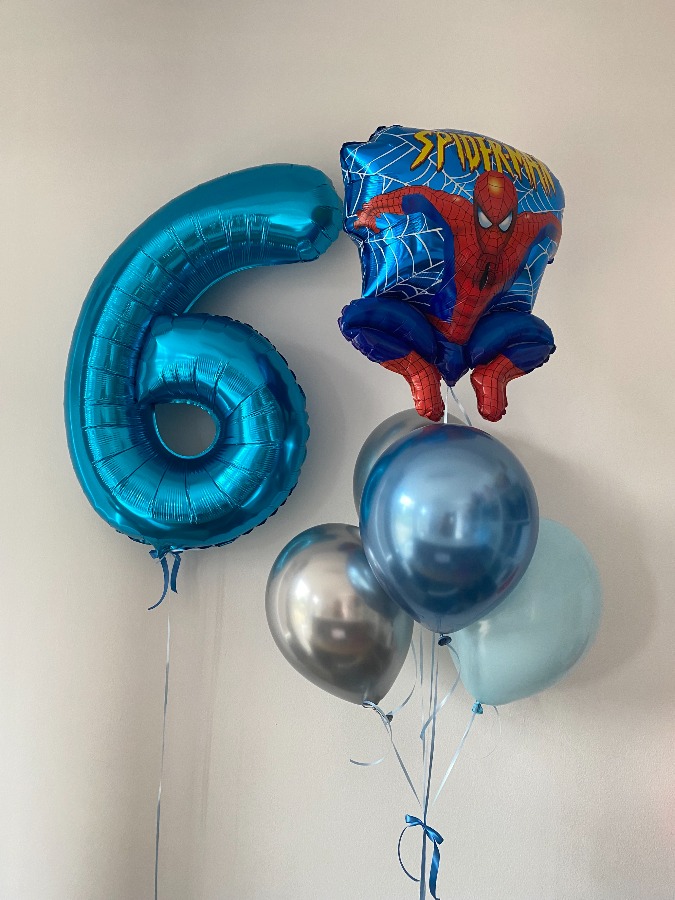 Zestaw urodzinowy na 6 urodziny z balonem Spiderman