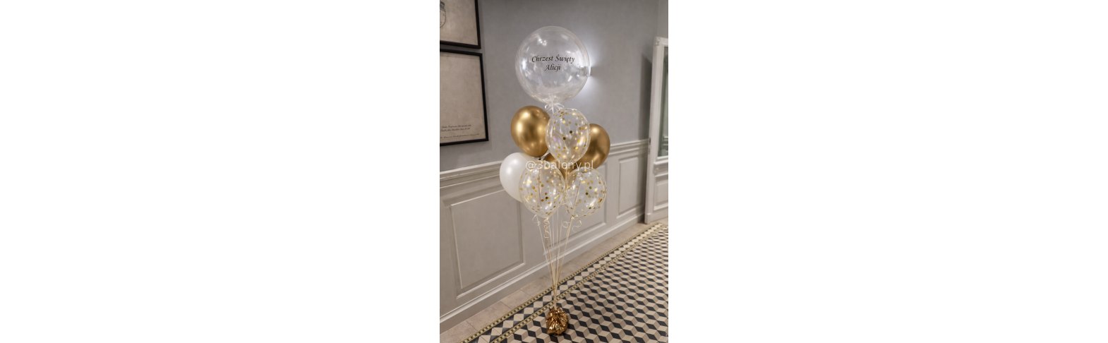 Nowoczesny bukiet balonowy ze złotymi dodatkami i konfetti